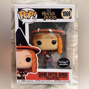 Funko Spirit Halloween Dani with Binx Hocus Pocus POP! Figure